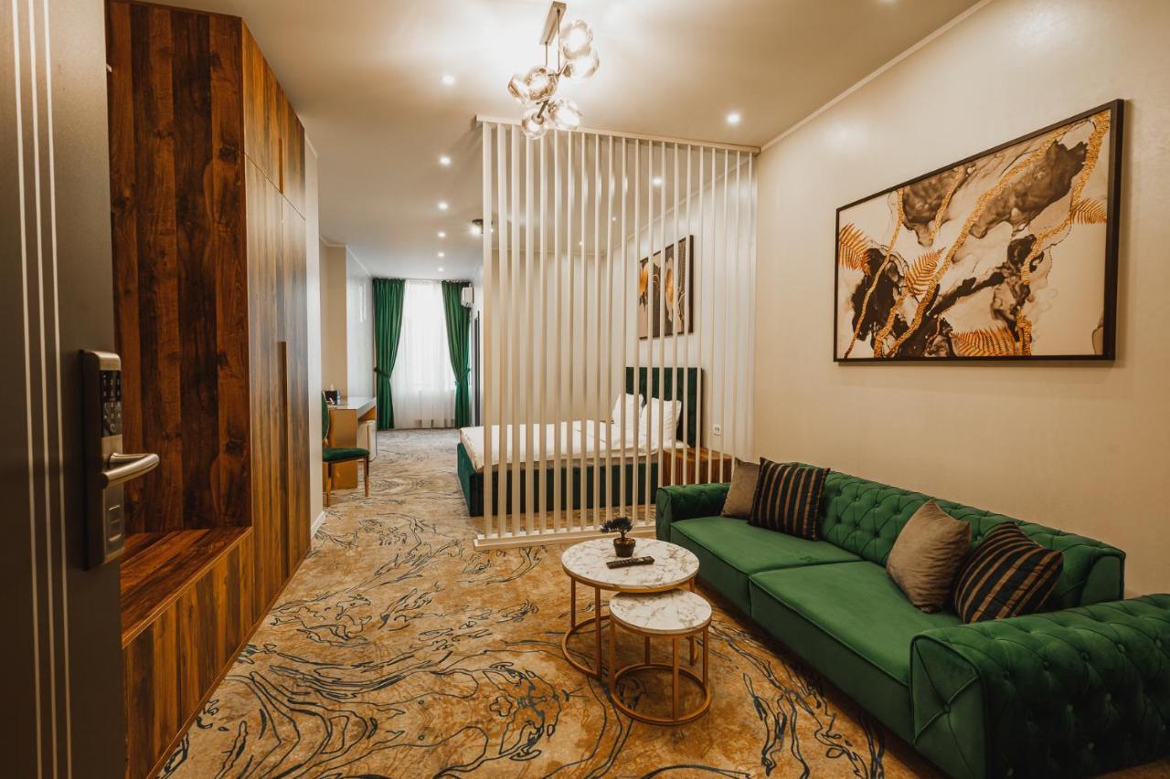 Motel Andra Tecuci Esterno foto
